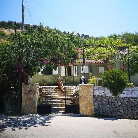 Villa Amygdalia Dilinata Exterior photo